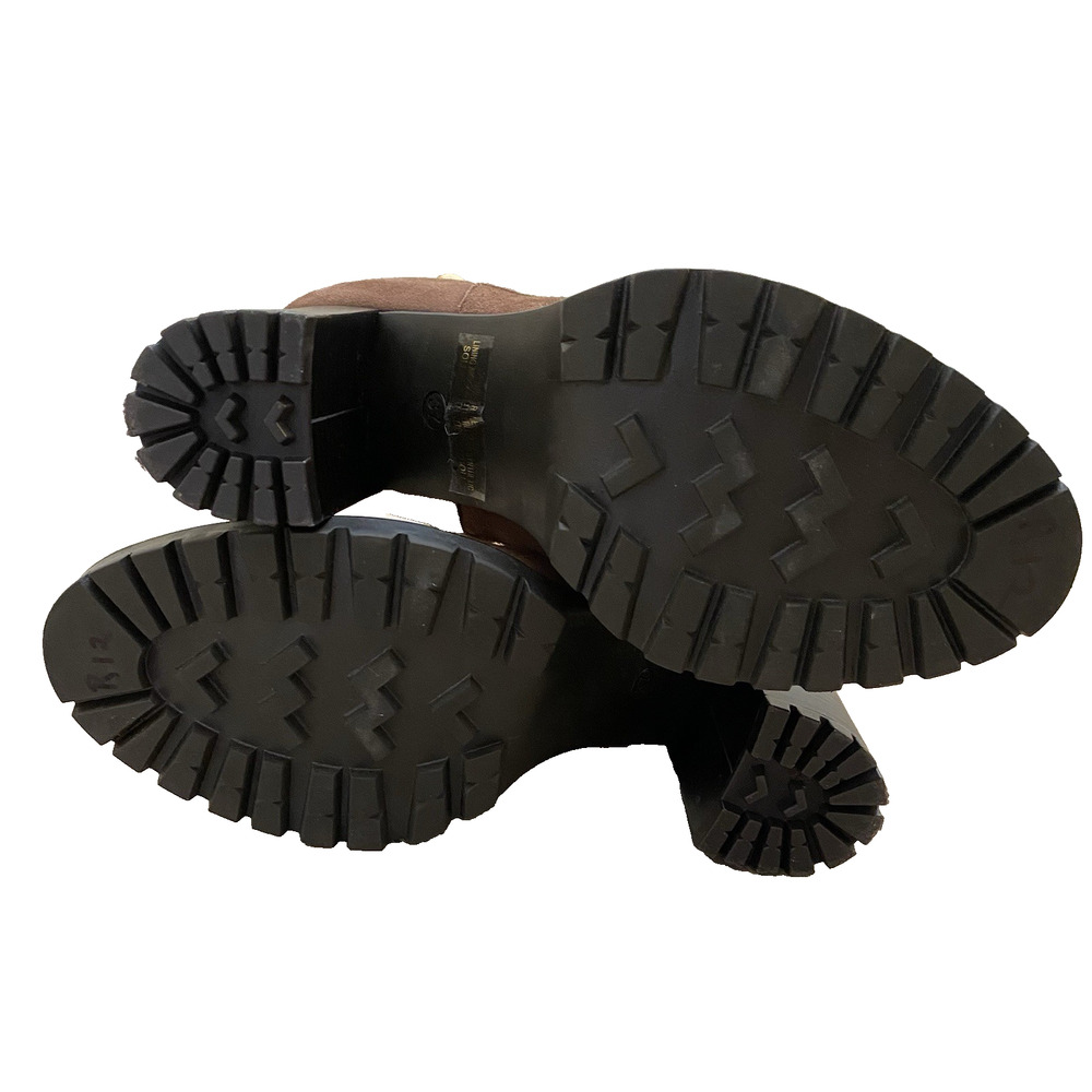 Barney's New York Womens Chelsea Suede‎ Studded Booties 37 Lug Sole Luxury Boho - Picture 9 of 9